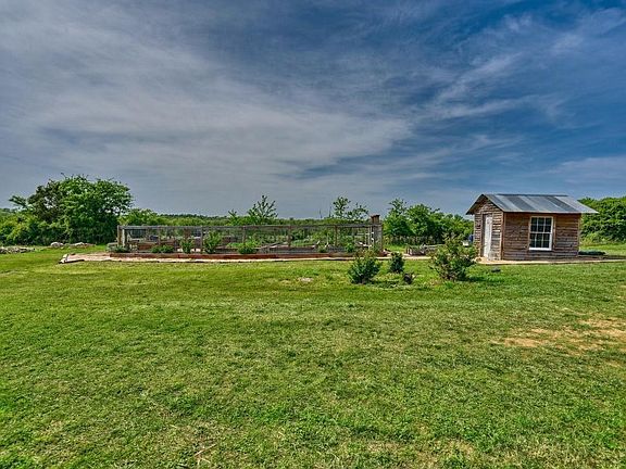 4th image of 5700 Trackside Rd