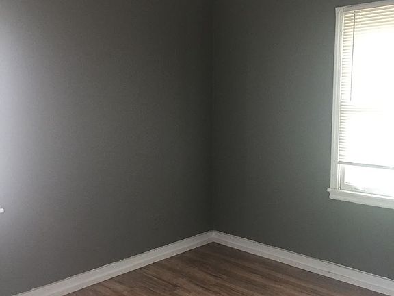 5th image of 4067 Leroy Ave