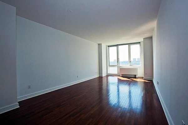 Rented by Keller Williams NYC | media 13