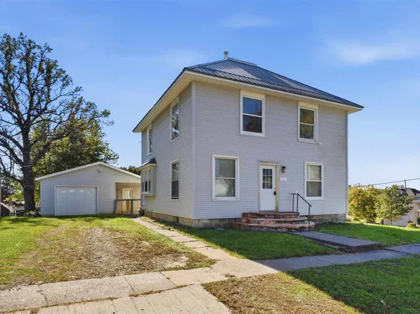 431 Washington St, Ainsworth, IA 52201