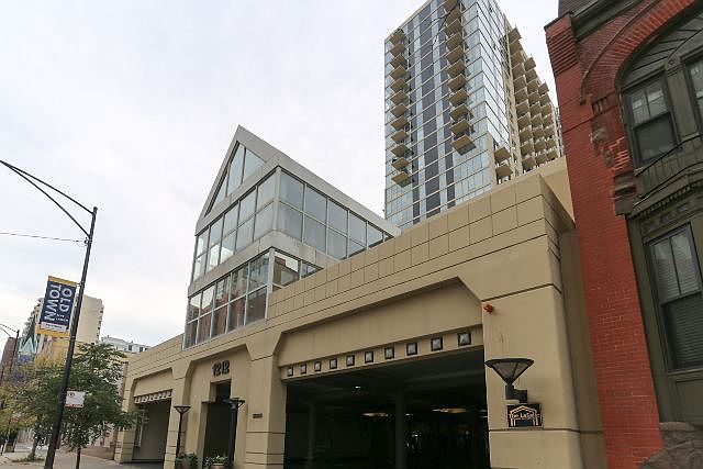 1st image of 1212 N Lasalle St #1207
