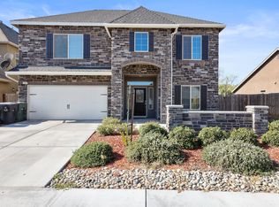 2211 N Divisadero St, Visalia, CA 93291