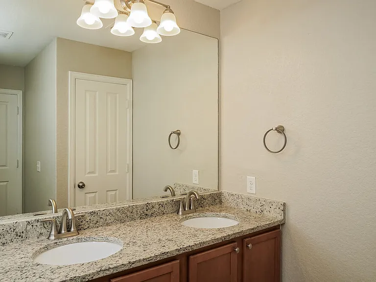 3411 Maguey Trl — Photo 11