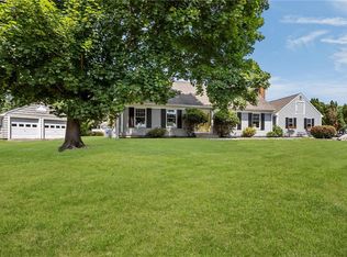 11 Stonegate Rd, Warren, RI 02885
