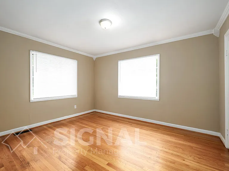 1156 Skyline Dr — Photo 15