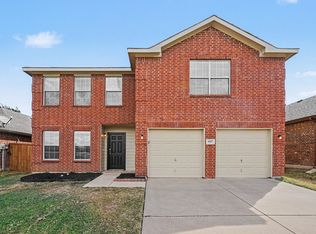 937 Iona Dr, Fort Worth, TX 76120