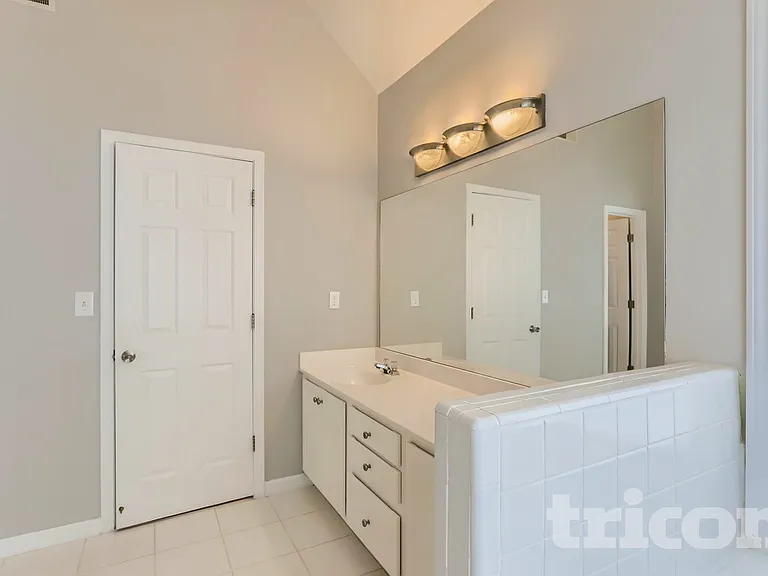 875 Cedar Creek Dr — Photo 15