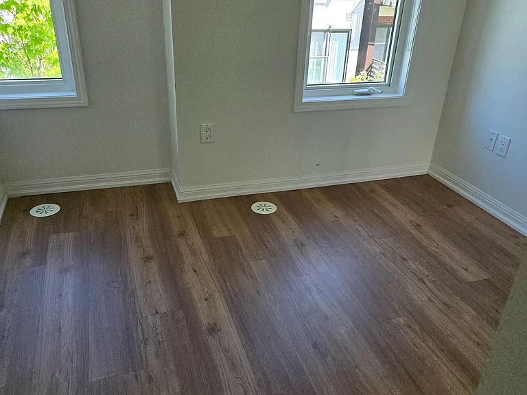 3120 Boxford Cres #5 — Photo 15