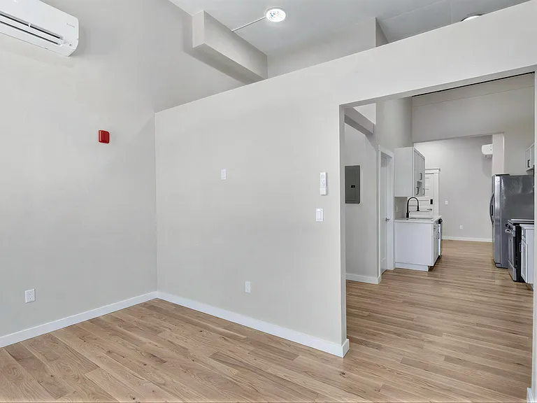 72 Kendrick Ave #101 — Photo 7