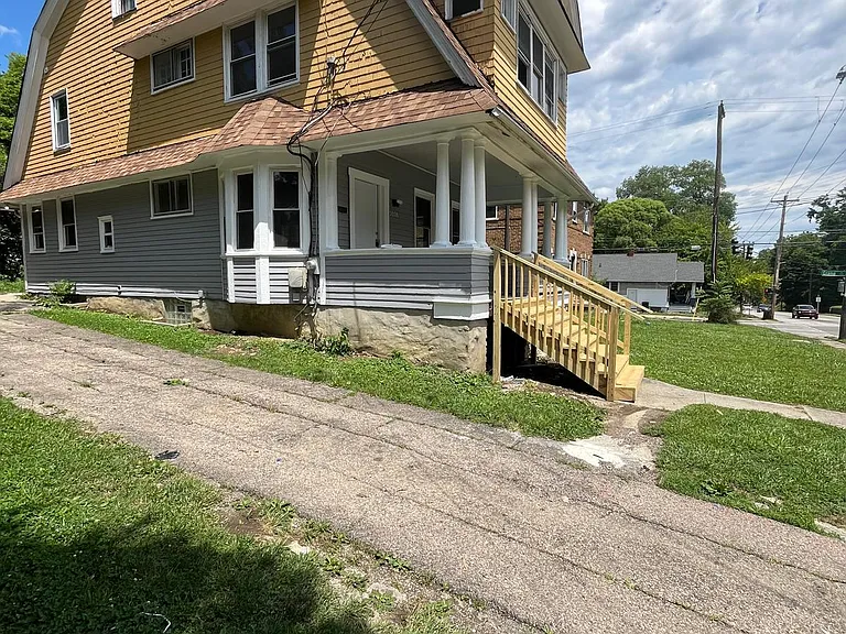 3006 Glenway Ave — Photo 35