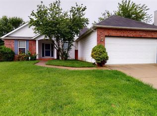 2624 Pipers Ct, Shiloh, IL 62221