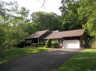 11 Knapp Ln, New City, NY 10956