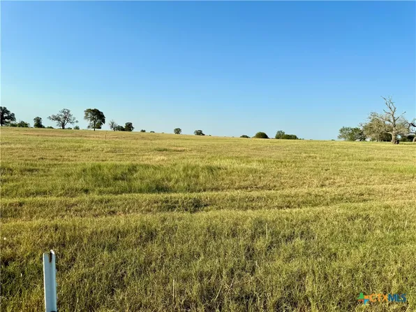 5513 Tenney Creek Rd, Luling, TX 78648