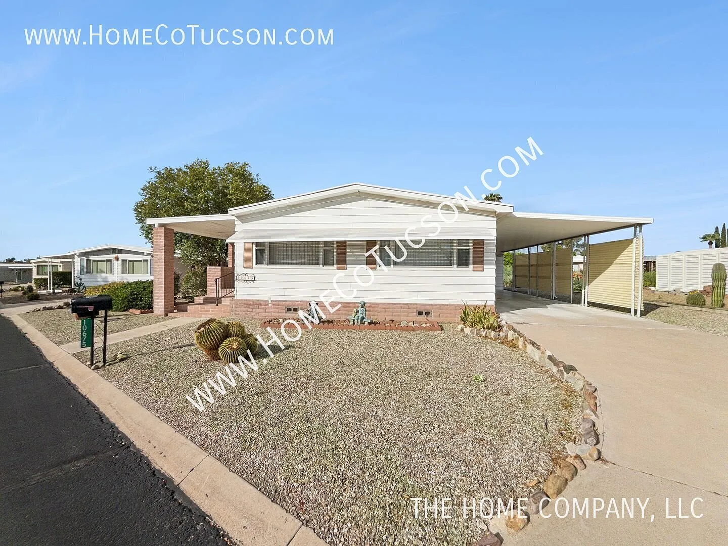 10675 N Kilimanjaro Ave Spacious 3BR/2BA Home in The Highlands 55+ Oro Valley Community — Photo 1