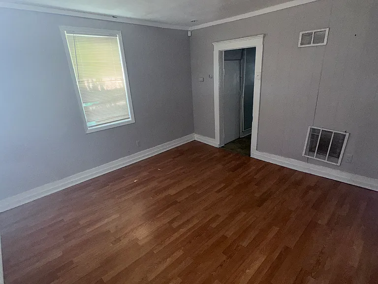9 Atkins Ave — Photo 12