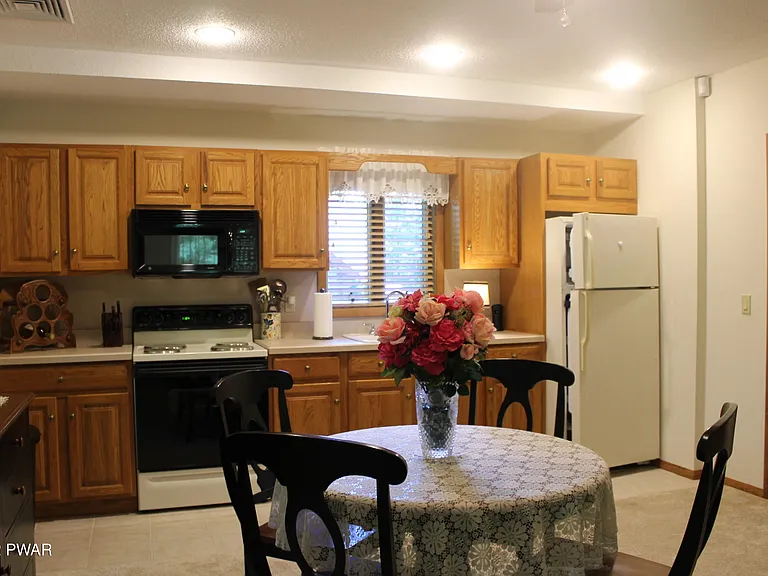 17 Gallina Pond Dr — Photo 7