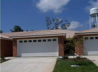 205 Andalusia Rd, Mary Esther, FL 32569