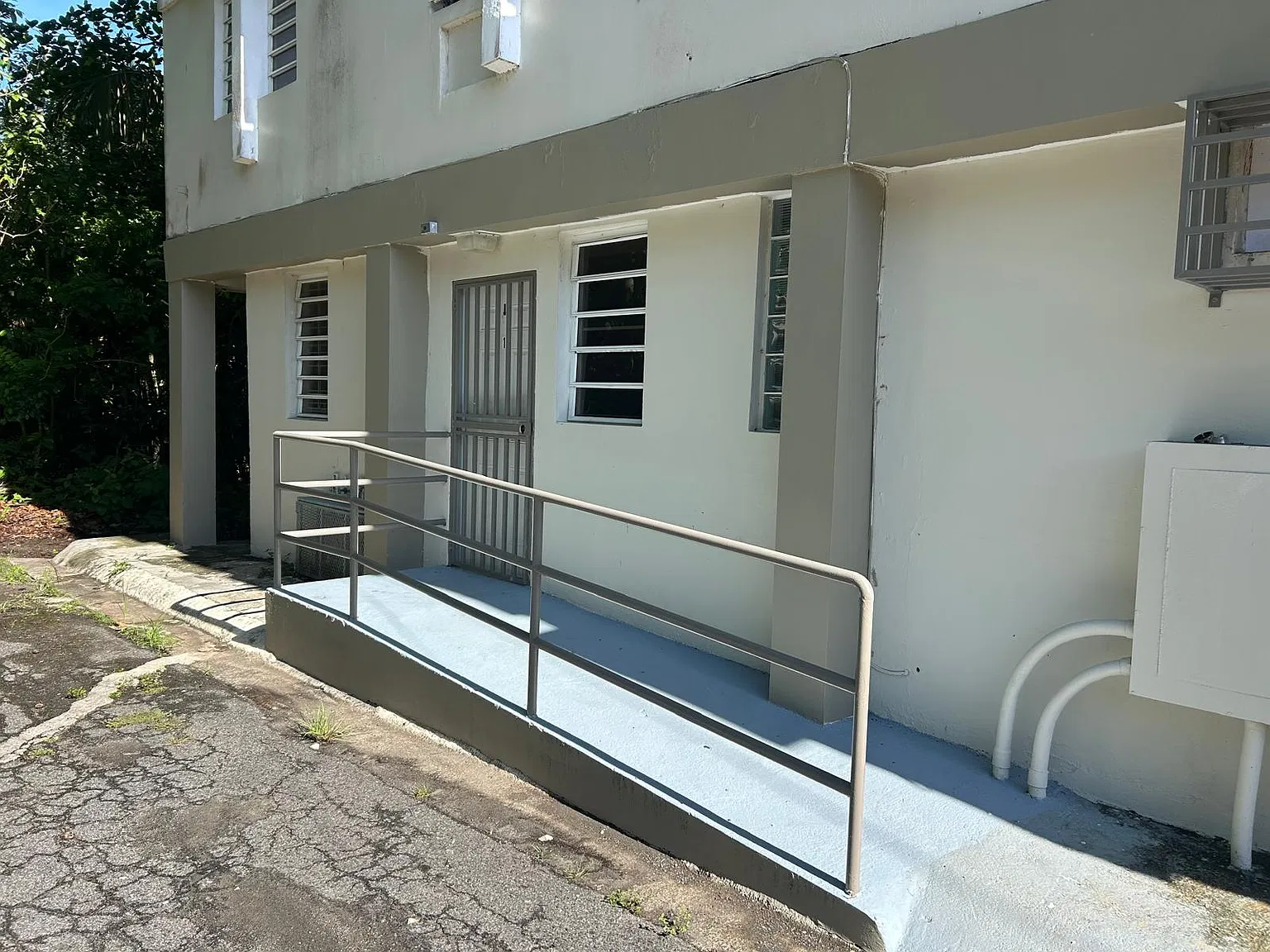 2 bed, 600 sqft, $850 — Photo 2