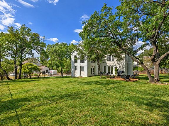 4th image of 1603 Falcon Ledge Dr