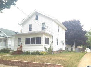 725 Loomis St, Jackson, MI 49202