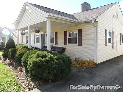 Ready to Move In
						:
						Updated and Centrally Located!