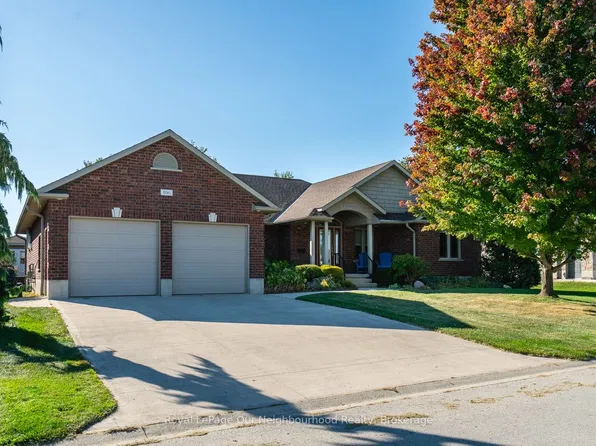106 12th Ave, Hanover, ON N4N 2V5