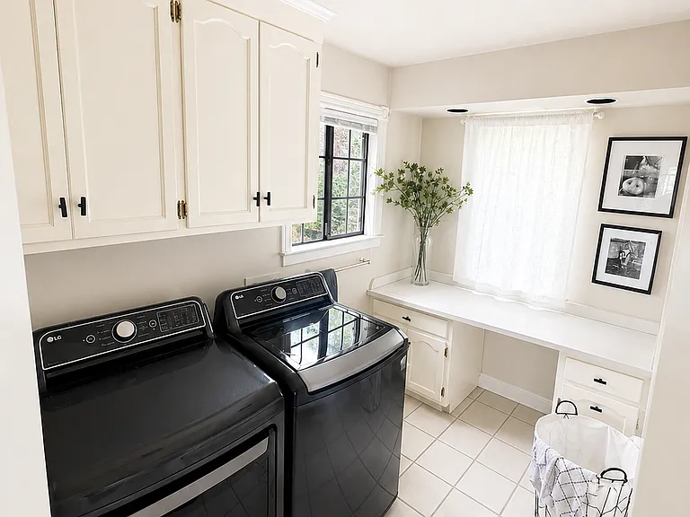 305 Davila Ct — Photo 6