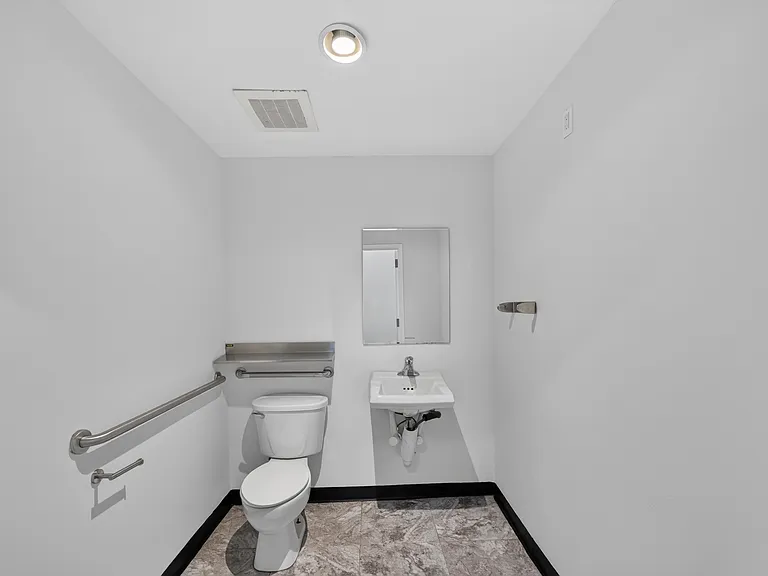 356 Broadway #GROUND — Photo 9
