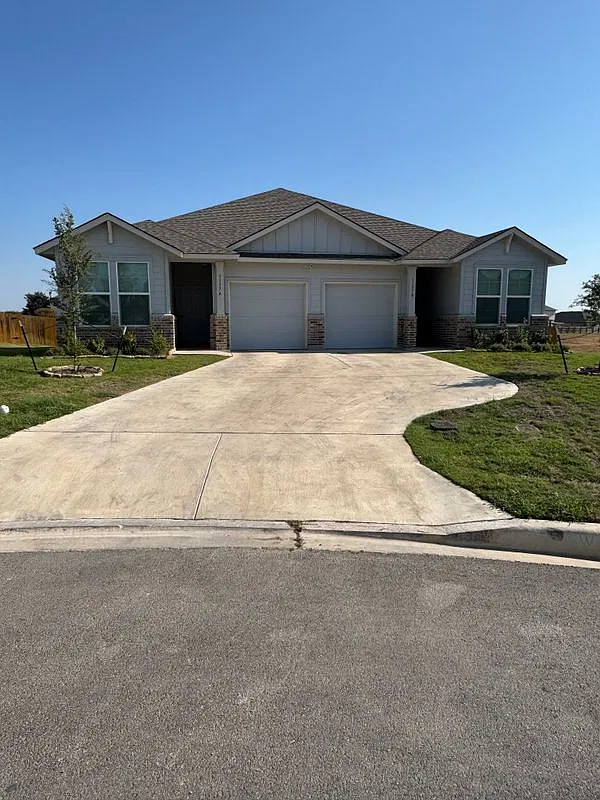 1137 Stone Valley Rd — Photo 1