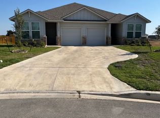 1137 Stone Valley Rd, Temple, TX 76502