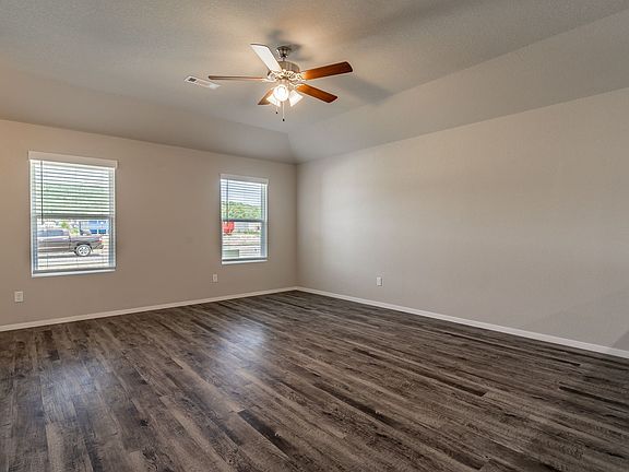4th image of 1236 S Kingfisher Ln