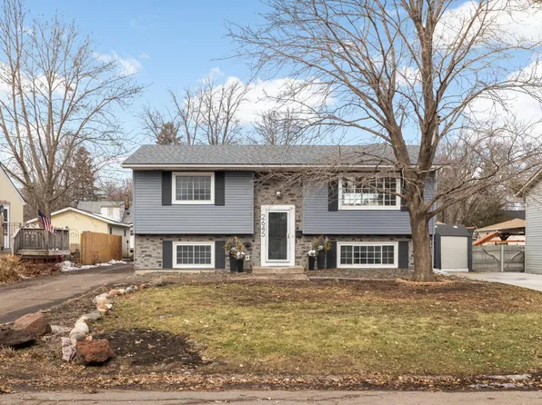 2645 15th Ave E, North Saint Paul, MN 55109