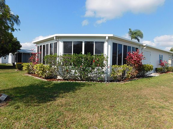 3rd image of 3375 Columbrina Circle
