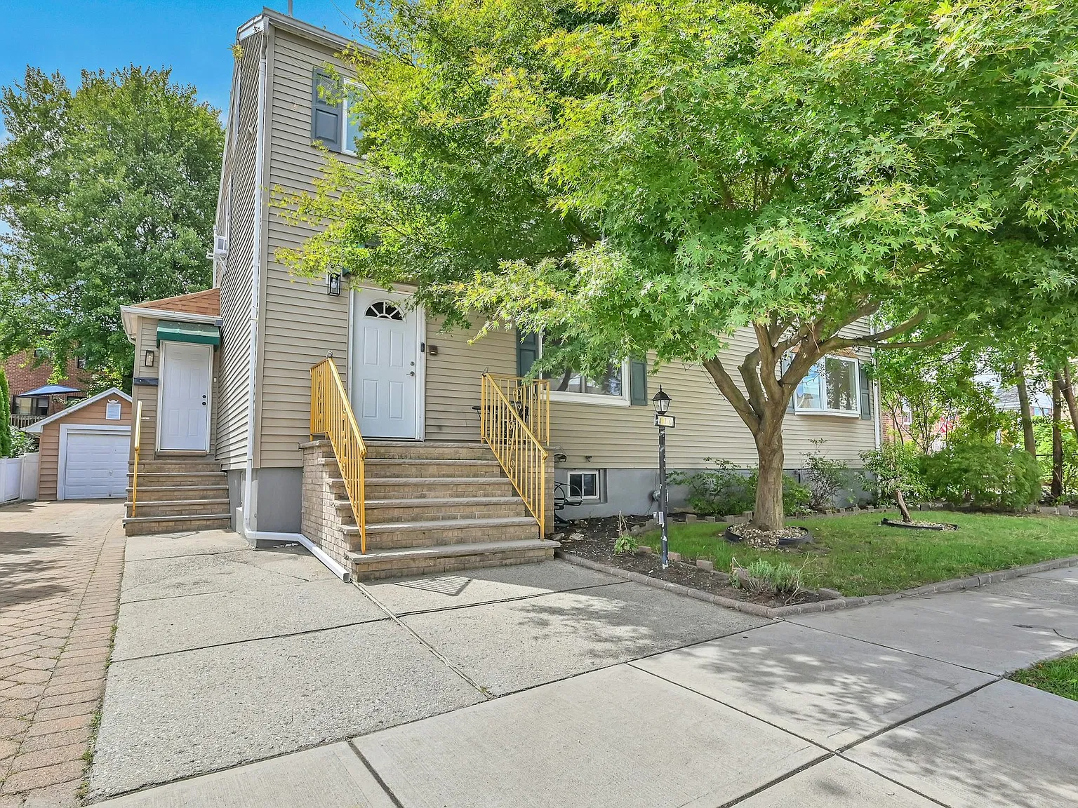 2 bed, $3,500 — Photo 2