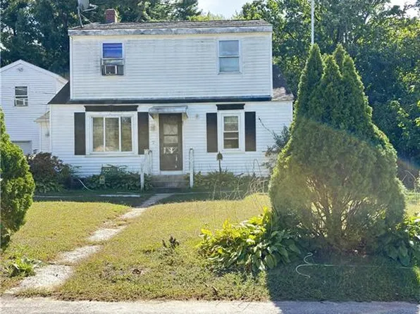 62 Hancock Dr, North Kingstown, RI 02852