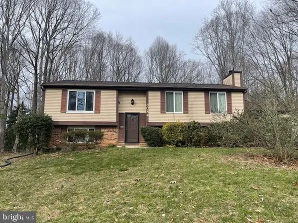 8084 Gracie Dr, Manassas, VA 20112