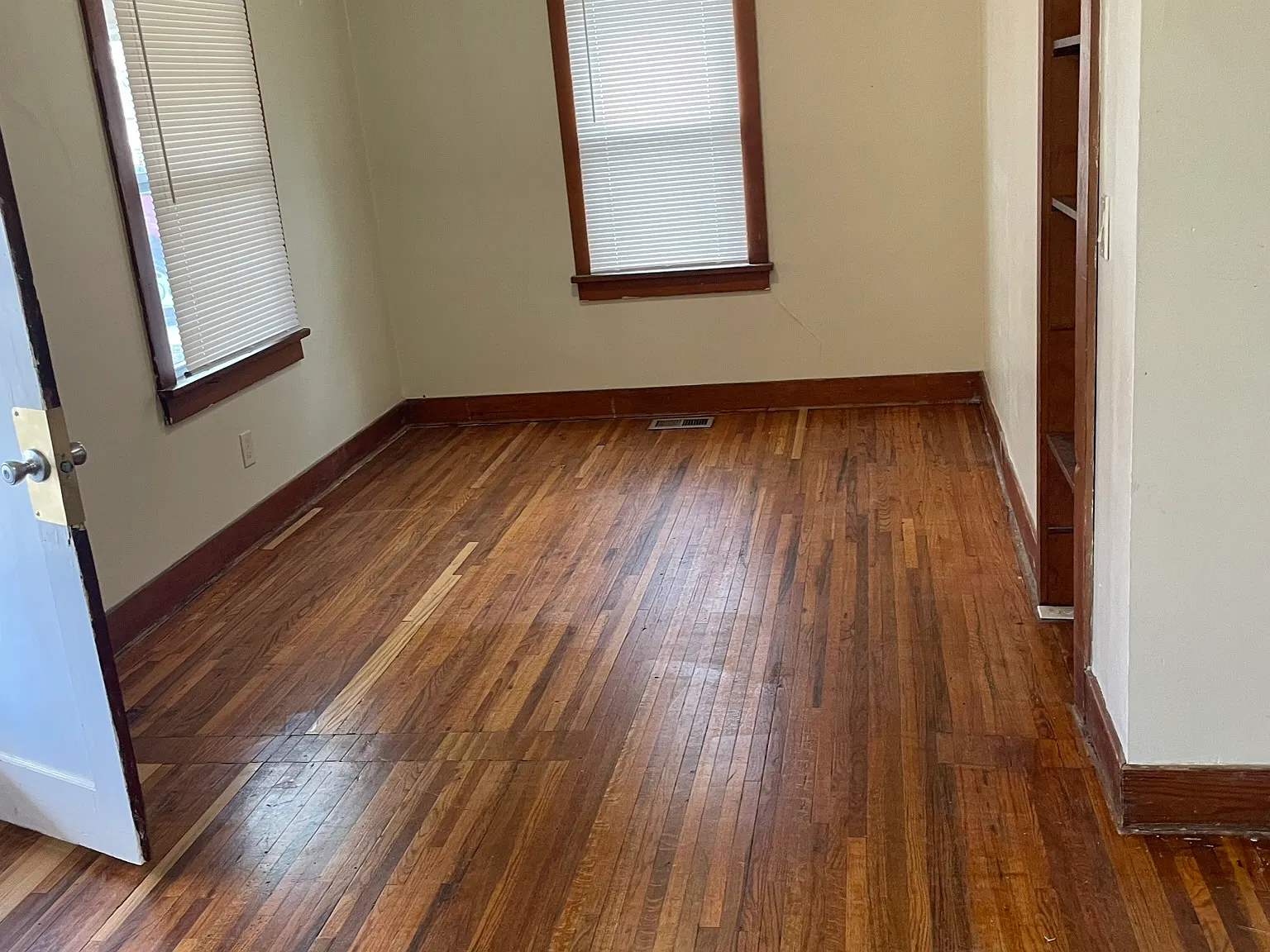 421 Charles - 1 — Photo 2