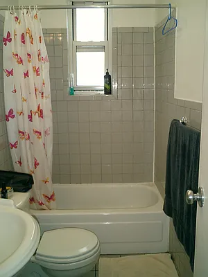 Rented by Tomoko Nagahama, LREB | media 11