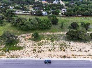 618 Rc Luker Ct, Granbury, TX 76048