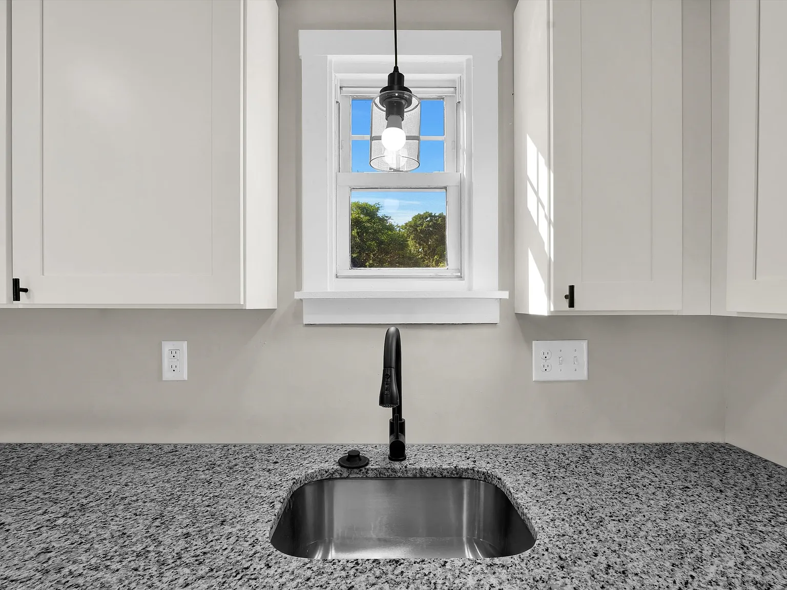 1 bed, 654 sqft, $1,200 — Photo 4