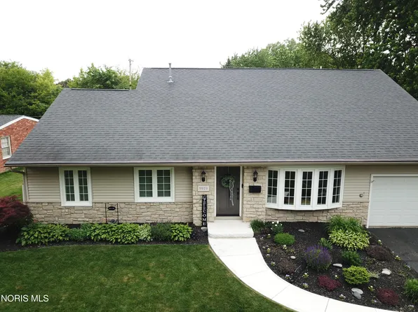 5919 Granville Dr, Sylvania, OH 43560