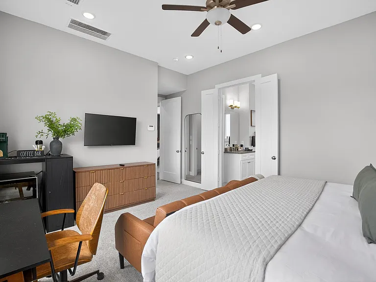 3010 Bell St #3010 — Photo 18