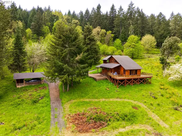 25500 Hall Rd, Junction City, OR 97448