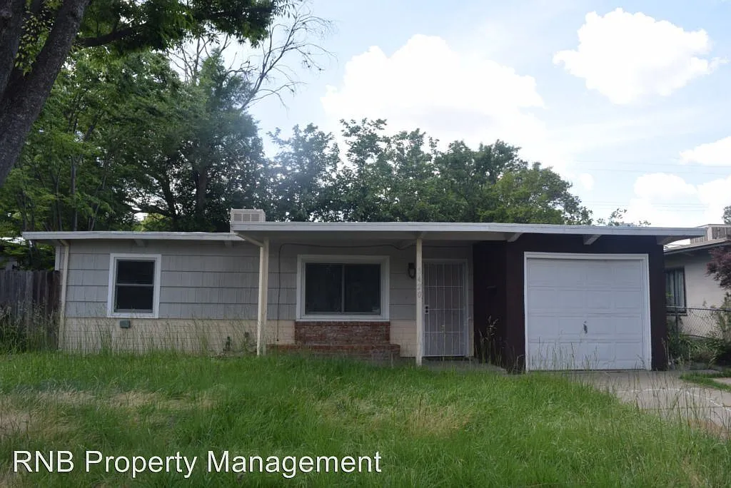 5420 71st St photo 1