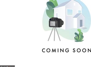 3 Scottview Ct, Potomac, MD 20854