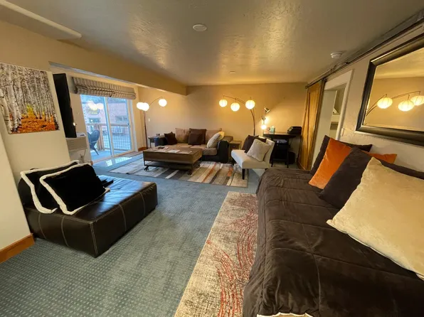 1041 Lincoln Ave #400, Steamboat Springs, CO 80487