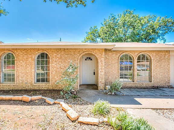 3rd image of 3113 Bluebonnet Ln