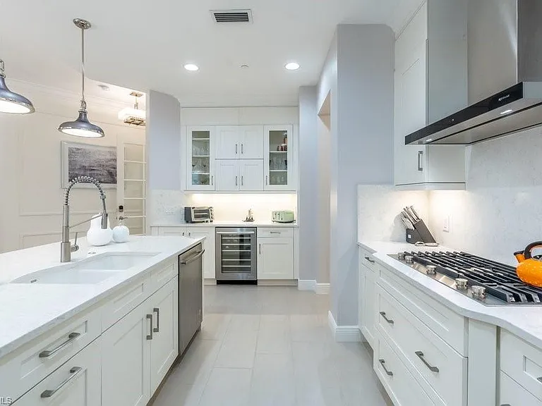 16382 Viansa Way #201 — Photo 6