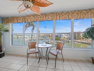 5925 Shore Blvd S APT 312, Gulfport, FL, 33707