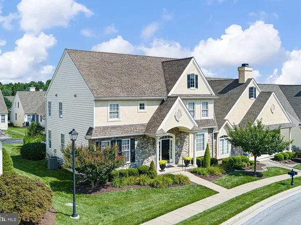 209 Brittany Dr, Avondale, PA 19311